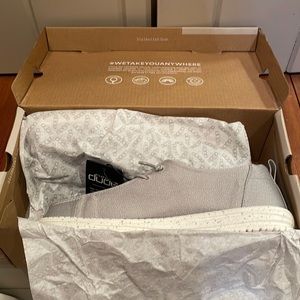 NIB Hey Dude Wendy Grey Taping (Buckle Exclusive)